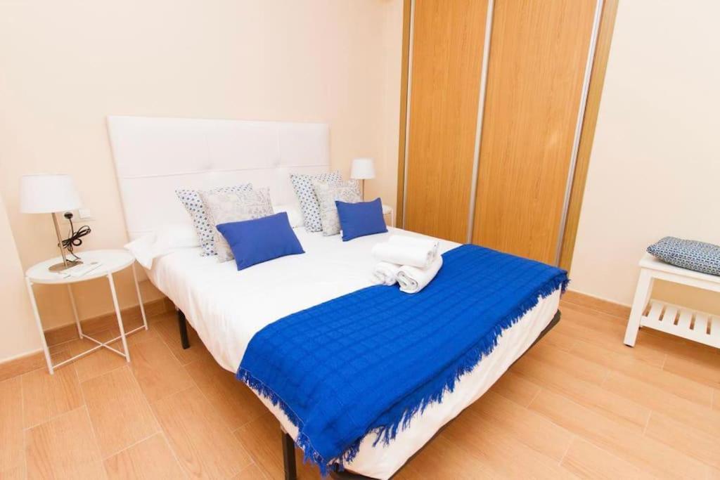 Piso Junto A La Catedral, 4-5 Personas Apartment มาลากา ภายนอก รูปภาพ