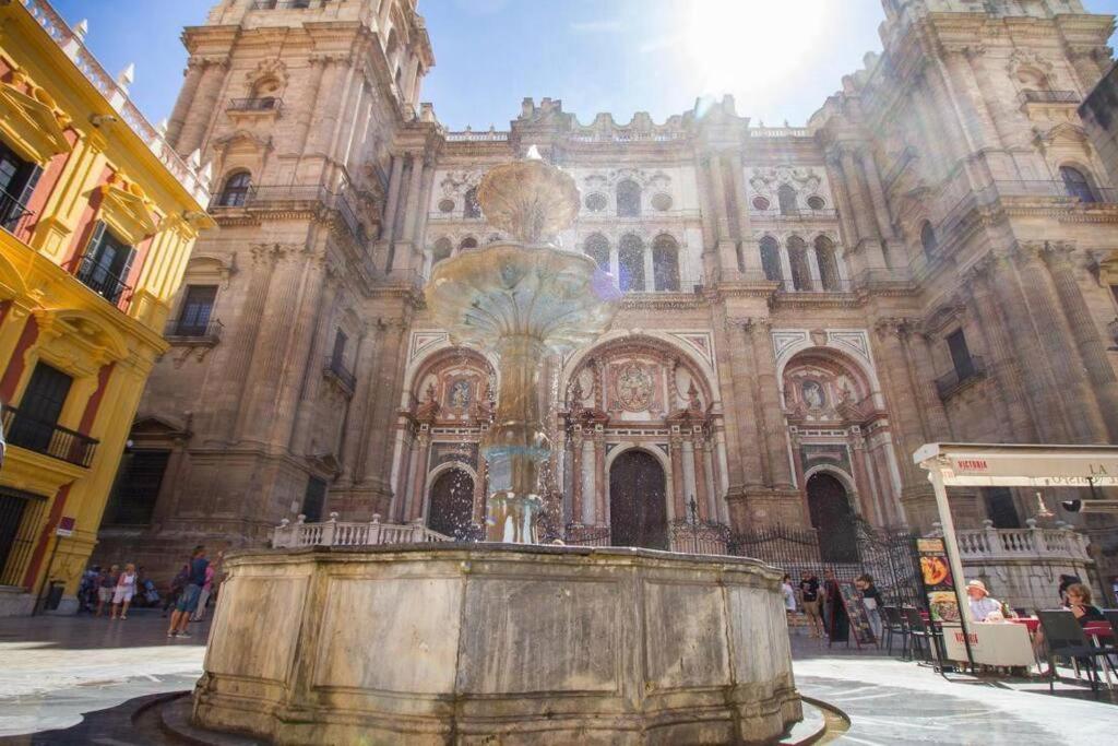 Piso Junto A La Catedral, 4-5 Personas Apartment มาลากา ภายนอก รูปภาพ
