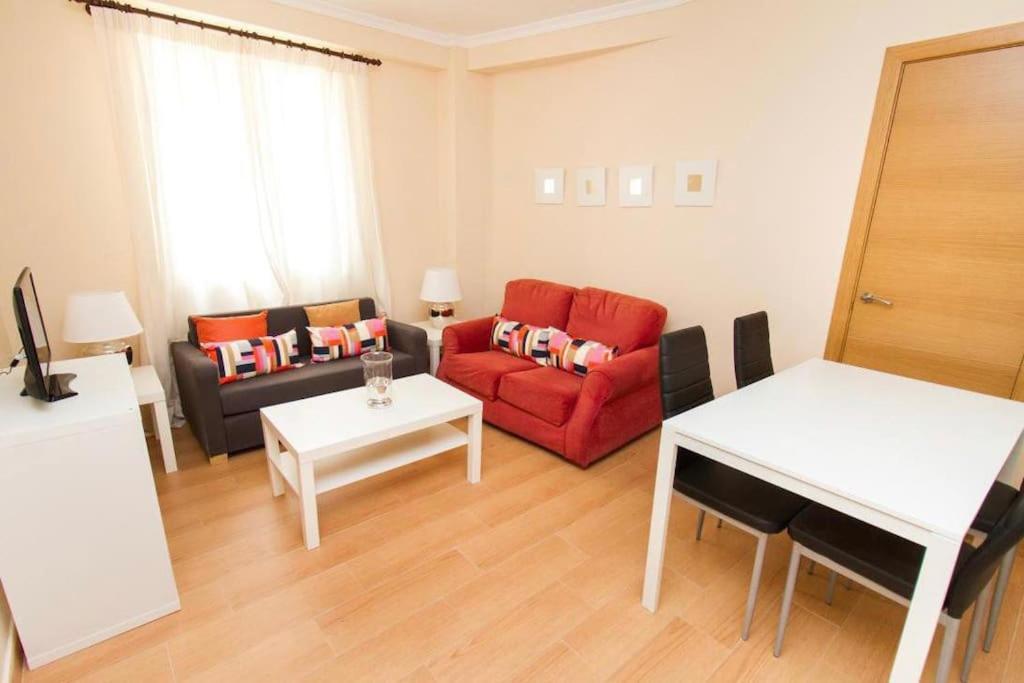 Piso Junto A La Catedral, 4-5 Personas Apartment มาลากา ภายนอก รูปภาพ